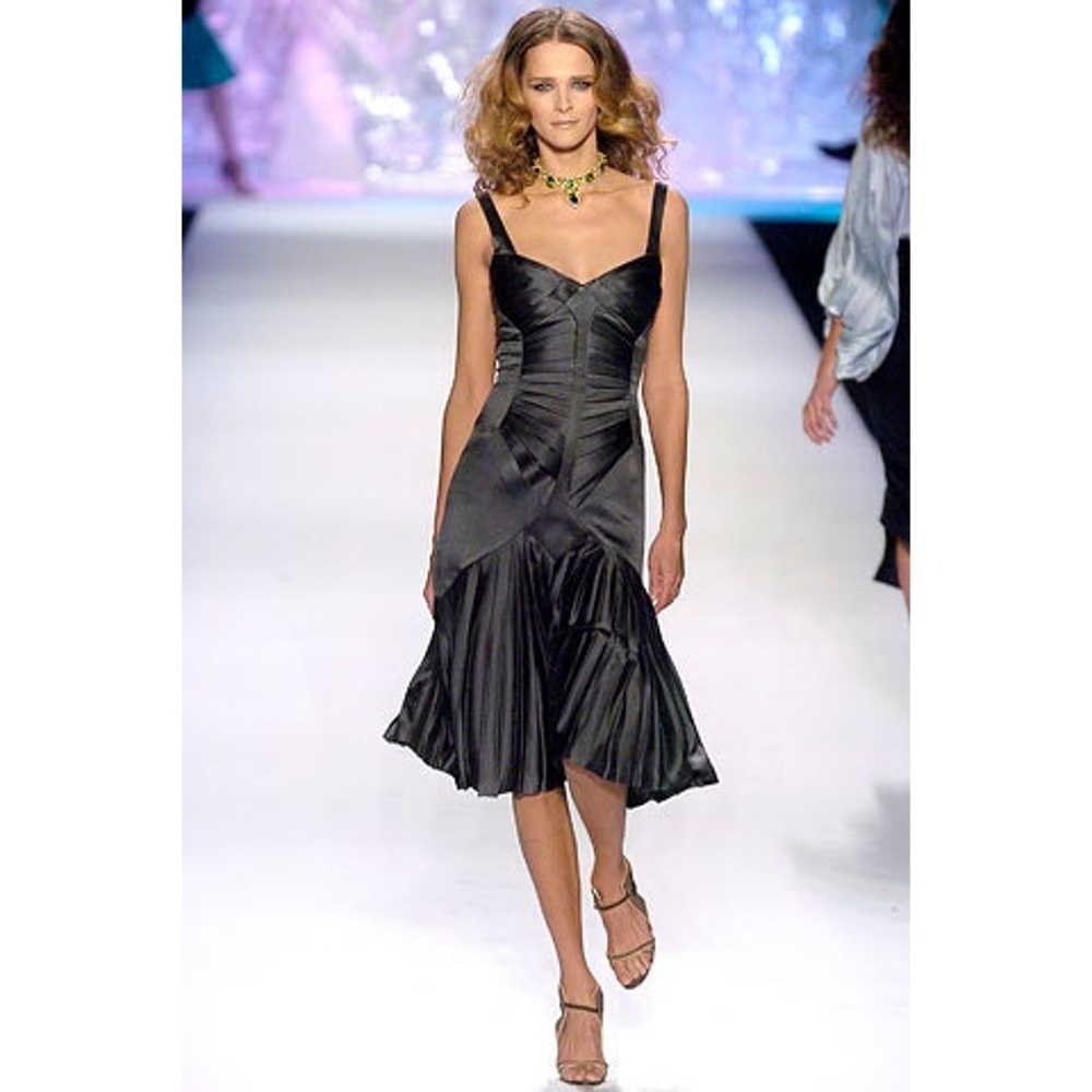 Zac Posen Fall 2005 Runway Look 22 Dress - Picture 2 of 6